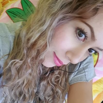 Profile Picture of Iris Fuentes (@irisitafuentes) on Twitter