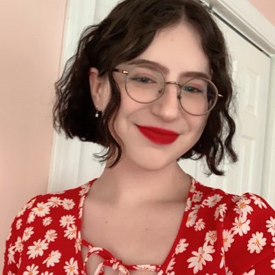 Profile Picture of Alice (@fairyofdaisies) on Twitter