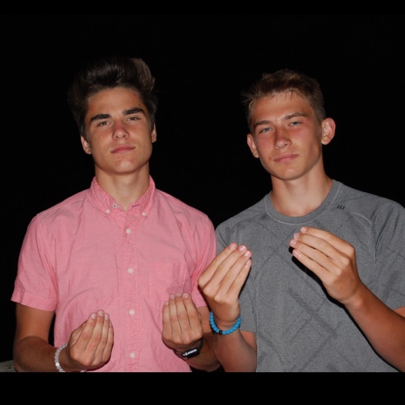 Profile Picture of Evan Geiwitz (@evangeiwitz) on Poshmark