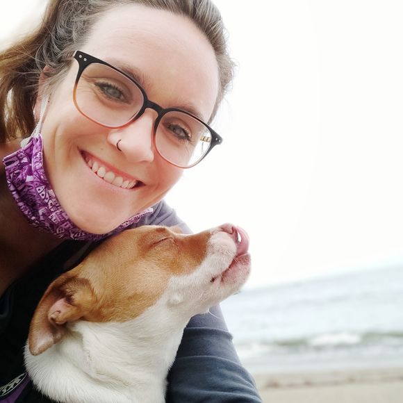 Profile Picture of Jacky Jones (@jackyjacky) on Poshmark