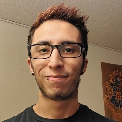 Profile Picture of Christian Rutledge (@Christi01952191) on Twitter