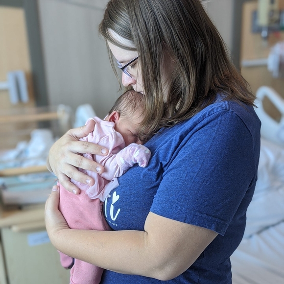 Profile Picture of Jenny Fuder (@jennymorris_12) on Poshmark