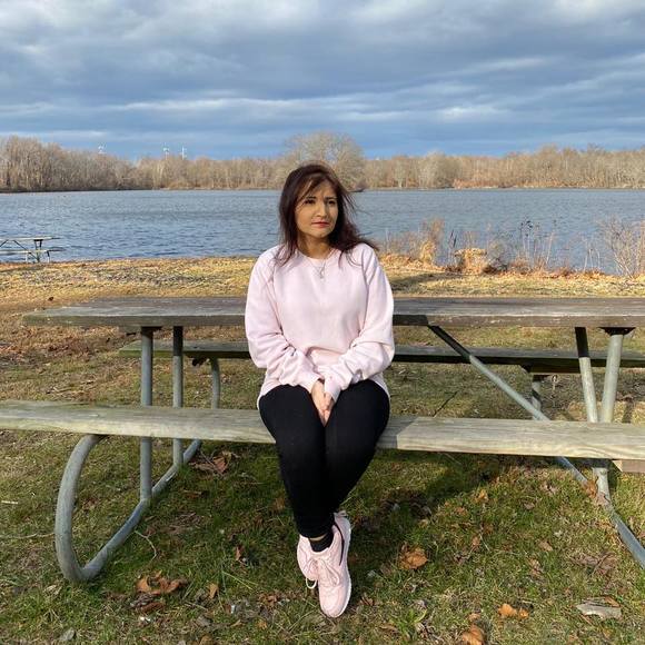 Profile Picture of Sam Malik (@sammalik24) on Poshmark