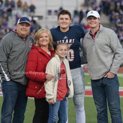 Profile Picture of Gregory J Weeks (@Greg1921partner) on Twitter