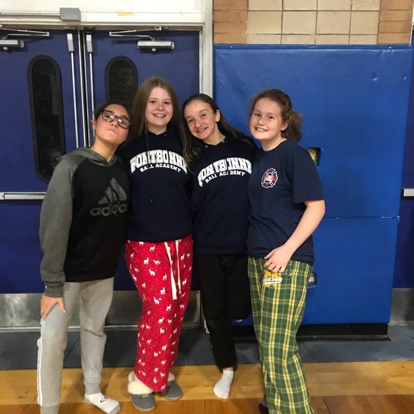 Profile Picture of Shannon Hurson (@shannonhurson) on Poshmark