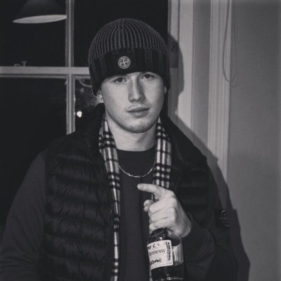 Profile Picture of Oscar Watts (@oscarwatts_) on Twitter