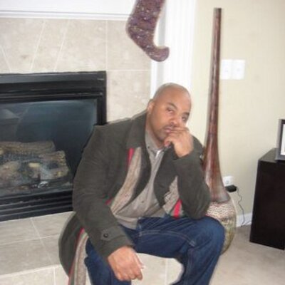 Profile Picture of Carlos Powell (@LoDaLegend) on Twitter