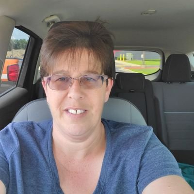 Profile Picture of Heidi Ann (@AnctilHeidi) on Twitter