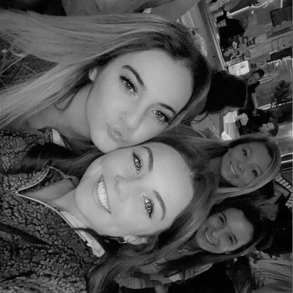 Profile Picture of Audrey Gsell (@audk5858) on Poshmark