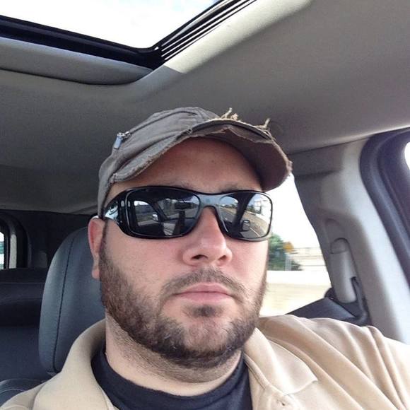 Profile Picture of Steve Fernandes (@warlax008) on Poshmark