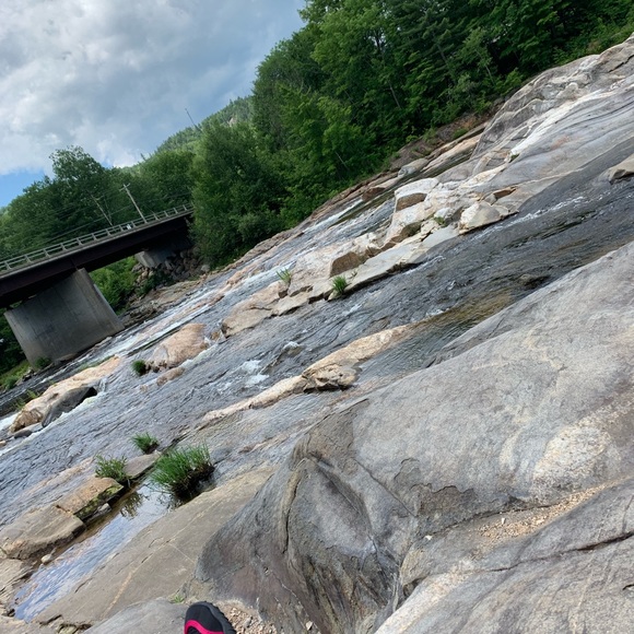 Profile Picture of Bella Poore (@bella_poore) on Poshmark