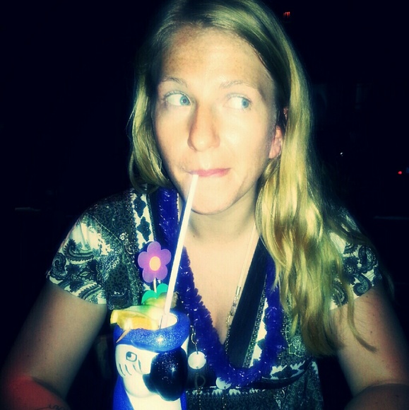 Sarabeth Kelly - Poshmark Profile Picture of Sarabeth Kelly (@sarabethkelly) on Poshmark