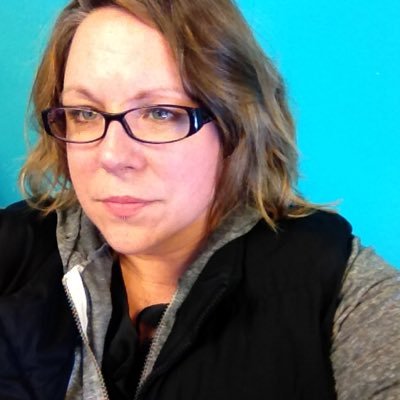 Profile Picture of Laurie Benjamin (@LaurieB1076) on Twitter