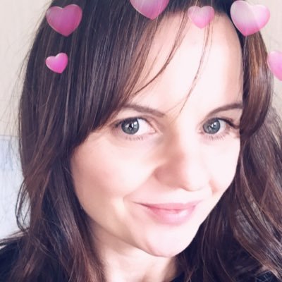 Profile Picture of Anita Harding (@anitaha79051514) on Twitter