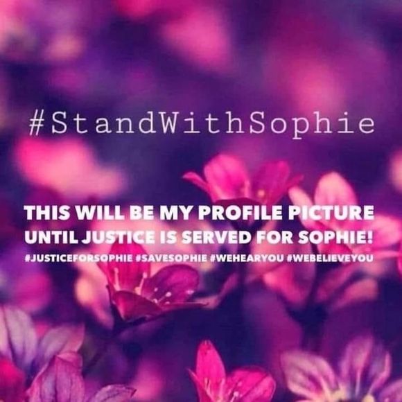 Profile Picture of Amber Steelman (@asteelman24) on Poshmark