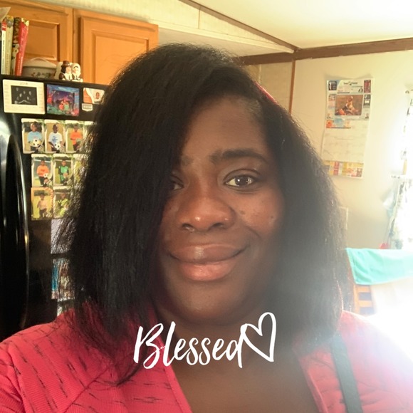 Profile Picture of Sheri Tucker (@simba29526) on Poshmark