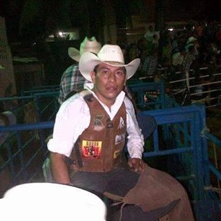 Profile Picture of Helmut Oliva (@helmut.oliva) on Facebook