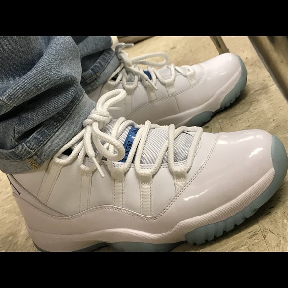 Alexis Meraz - Poshmark Profile Picture of Alexis Meraz (@alexmeraz81) on Poshmark