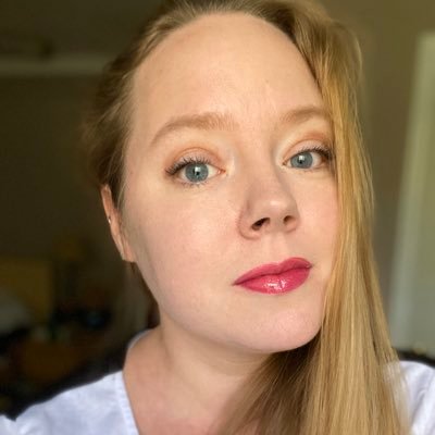 Profile Photo of Bridget Devlin Burke (@@RealityBlonde) on Twitter