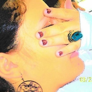 Profile Picture of Lillinette Negron (@lillinette) on Myspace