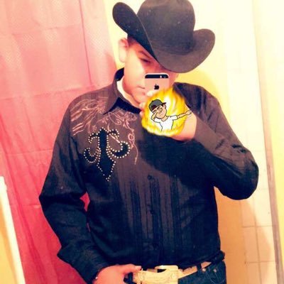 Profile Picture of Rudy Serna (@ese_rudy101) on Twitter