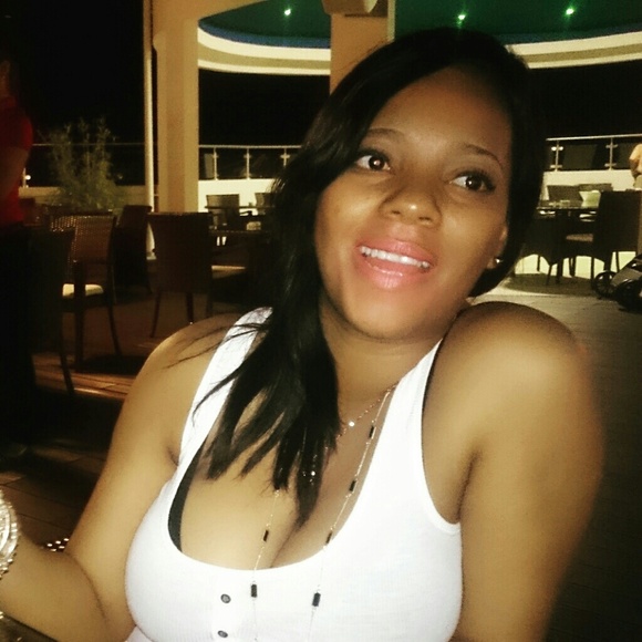 Profile Picture of Barbara Joseph (@barbarajoseph) on Poshmark