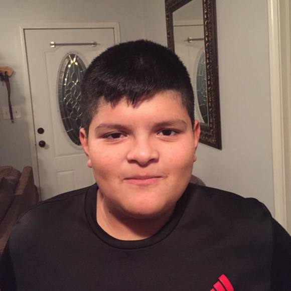 Profile Picture of Daniel Lira (@daniel_lira) on Poshmark