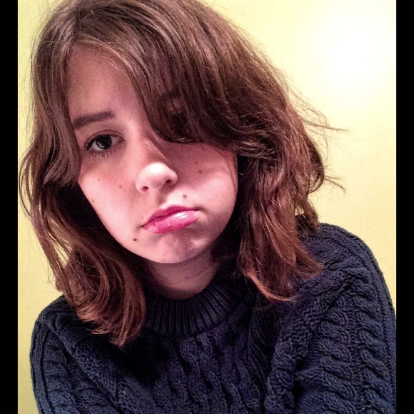 Profile Picture of Catherine Coyle (@catherinec98) on Poshmark