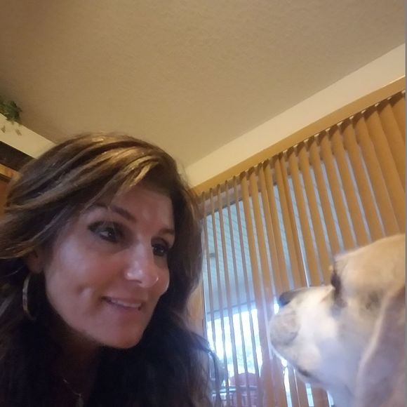 Profile Picture of Michelle Anderson-chaney (@rdgypsy2005) on Poshmark