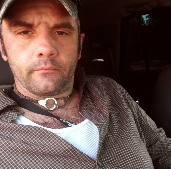 Profile Picture of Jeff Dahle (@jeff_dahle) on Poshmark