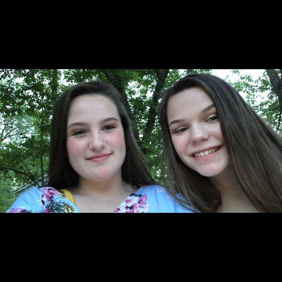 Profile Picture of Cassidy Hochstedler (@cassidyhoch) on Poshmark