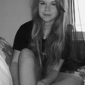 Profile Picture of Jess Jarvis (@JessieJayyy1) on Youtube