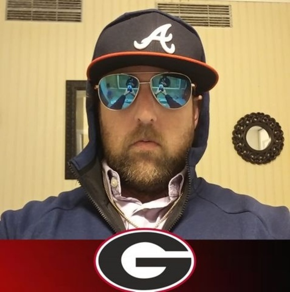 Profile Picture of Michael Braun (@michaelbraun605) on Poshmark