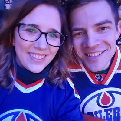 Profile Picture of Alison Thiessen (@AlisonKotylak) on Twitter