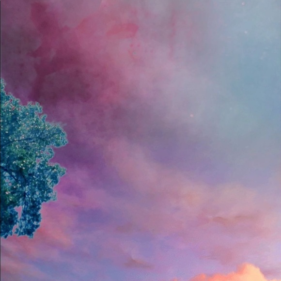 Profile Picture of Gisell Martinez (@gisellmartinez2) on Poshmark