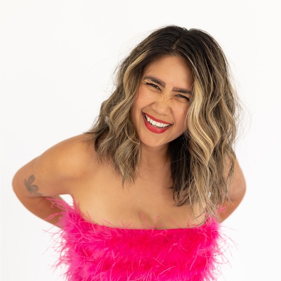 Profile Picture of Hazel Fullop (@hfullop5) on Poshmark