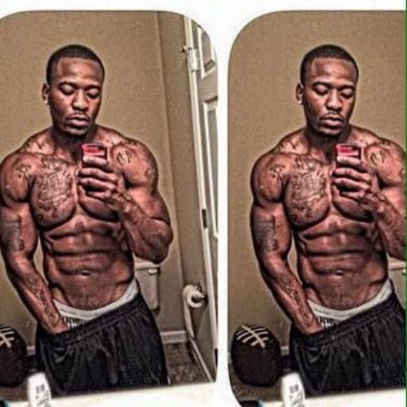 Profile Picture of Jae Williams (@hoodmoney303) on Poshmark