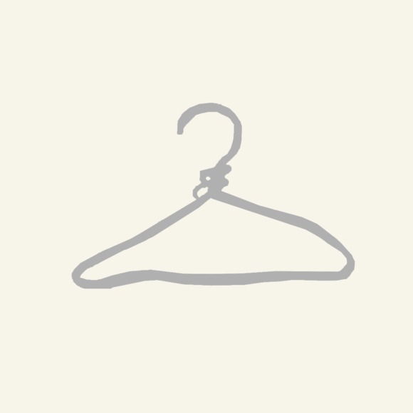 Profile Picture of Kat Pantone (@lecintre) on Poshmark