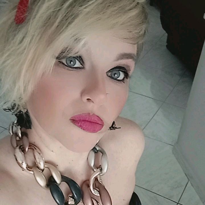 Profile Picture of Lisa❤️ (@lisa.sole) on Tiktok