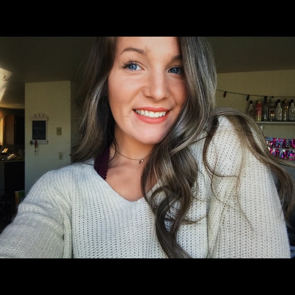 Profile Picture of Katrina Gerger (@k_gerger) on Poshmark