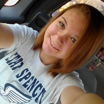 Profile Picture of Taylor Jo Tweedy (@tweedydeaf) on Twitter