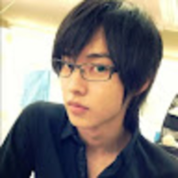 Profile Picture of Lisaa Xx (@lisaa_xx) on Poshmark