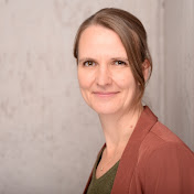 Julia Eder Elterntipps - Youtube Profile Picture of Julia Eder Elterntipps (@JuliaEderElterntipps) on Youtube