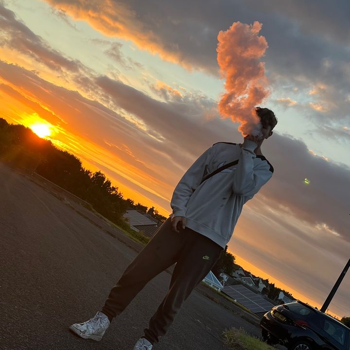 Profile Picture of Ben_holifield (@bencosmic) on Tiktok