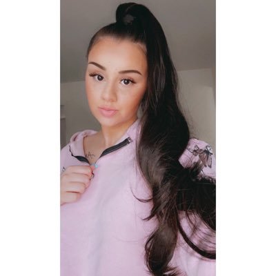 Profile Picture of Kayla Sessler (@kayla_sessler) on Twitter