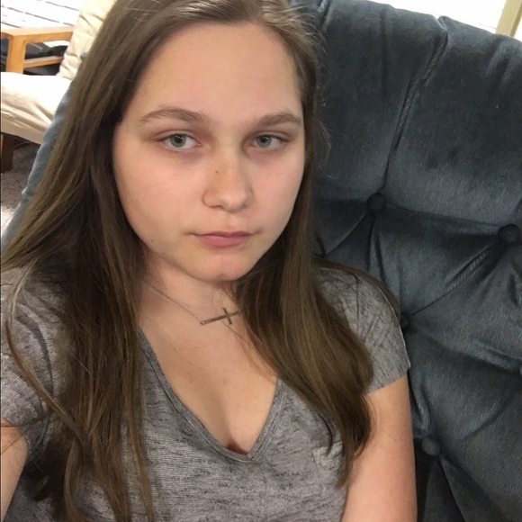 Profile Picture of Makena Gruden (@mgruden) on Poshmark