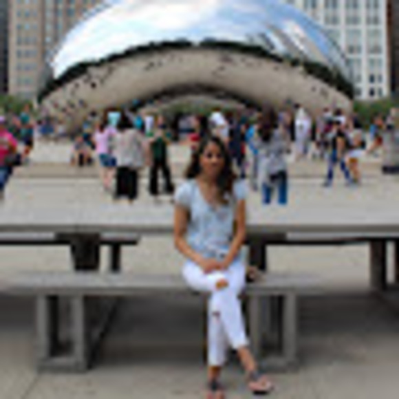 Profile Picture of Dinisha Patel (@dinishadppatel) on Poshmark