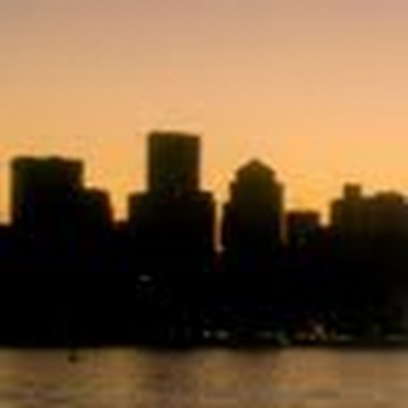 Profile Picture of Matthew Arnold (@dukzilla) on Poshmark