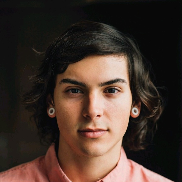 Profile Picture of Caleb Scheffer (@calebscheffer) on Poshmark