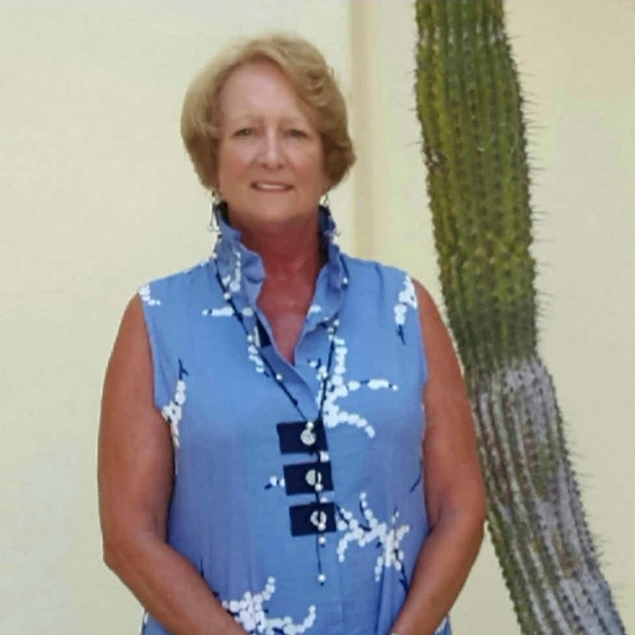 Profile Picture of Deborah Haley (@deborahhaley218) on Poshmark